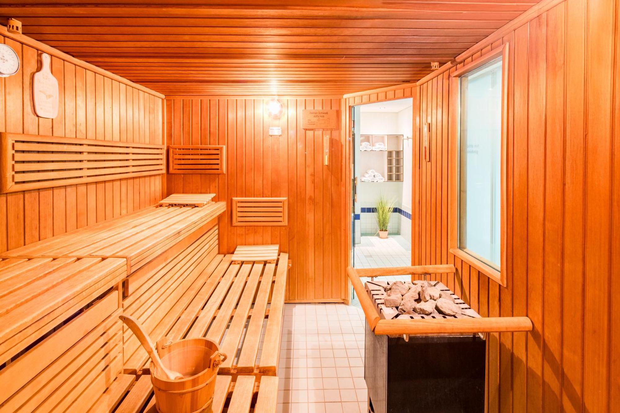Hotel Rennschuh Гёттинген Экстерьер фото