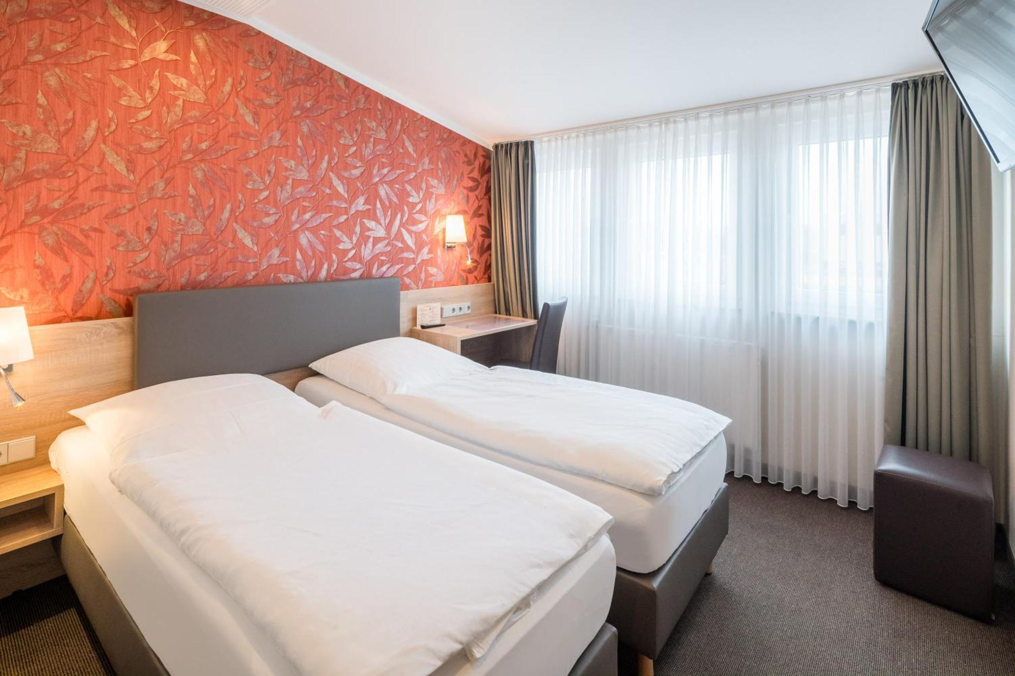 Hotel Rennschuh Гёттинген Экстерьер фото