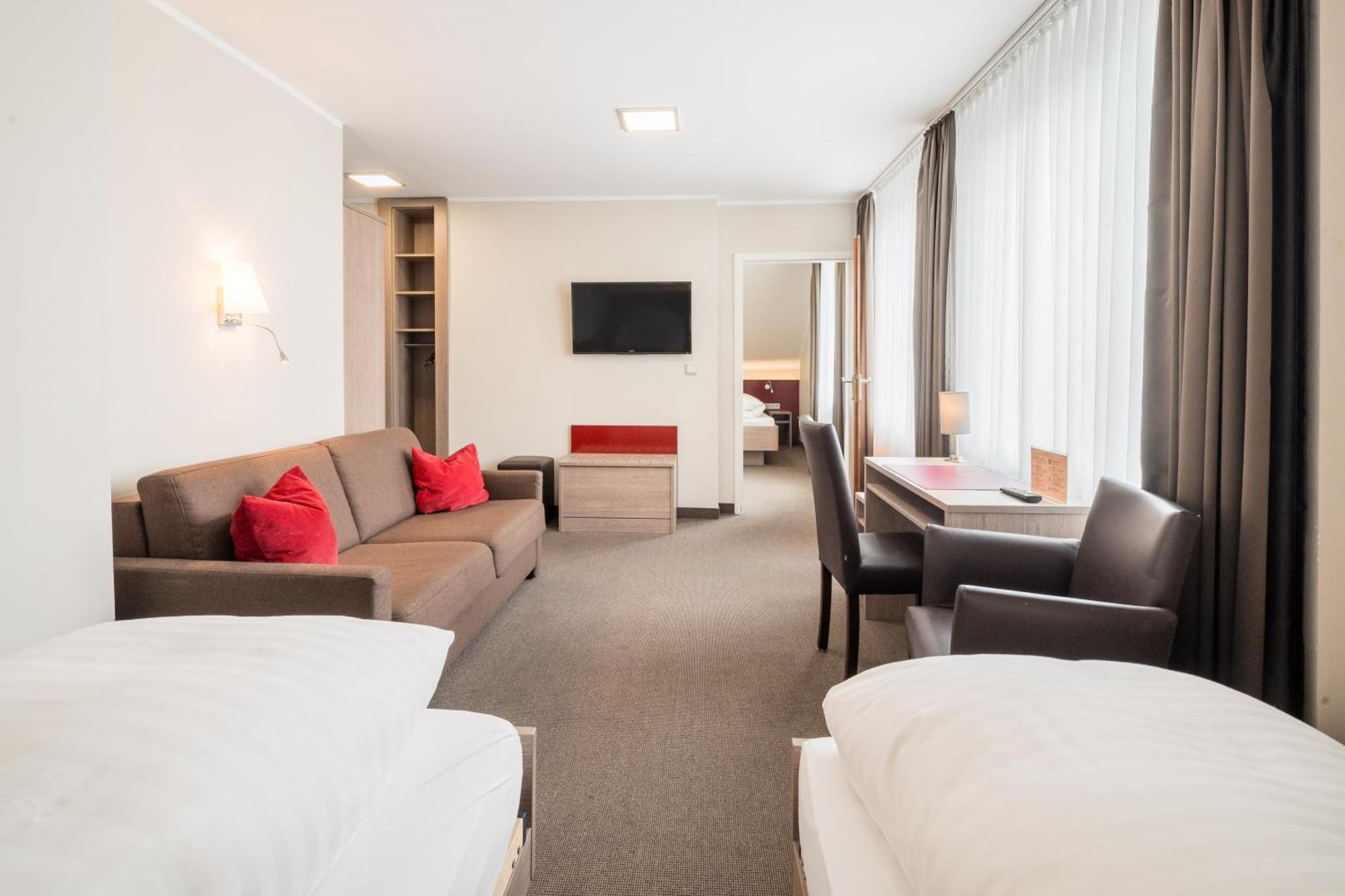 Hotel Rennschuh Гёттинген Экстерьер фото
